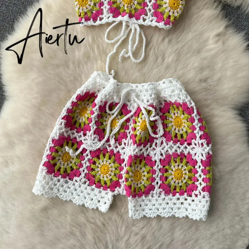 Aiertu  Summer Hollow Out Beach Suits Women Strap Halter Sexy Top Mini Shorts Fashion Floral Knitted Bohemian Two Pieces Sets