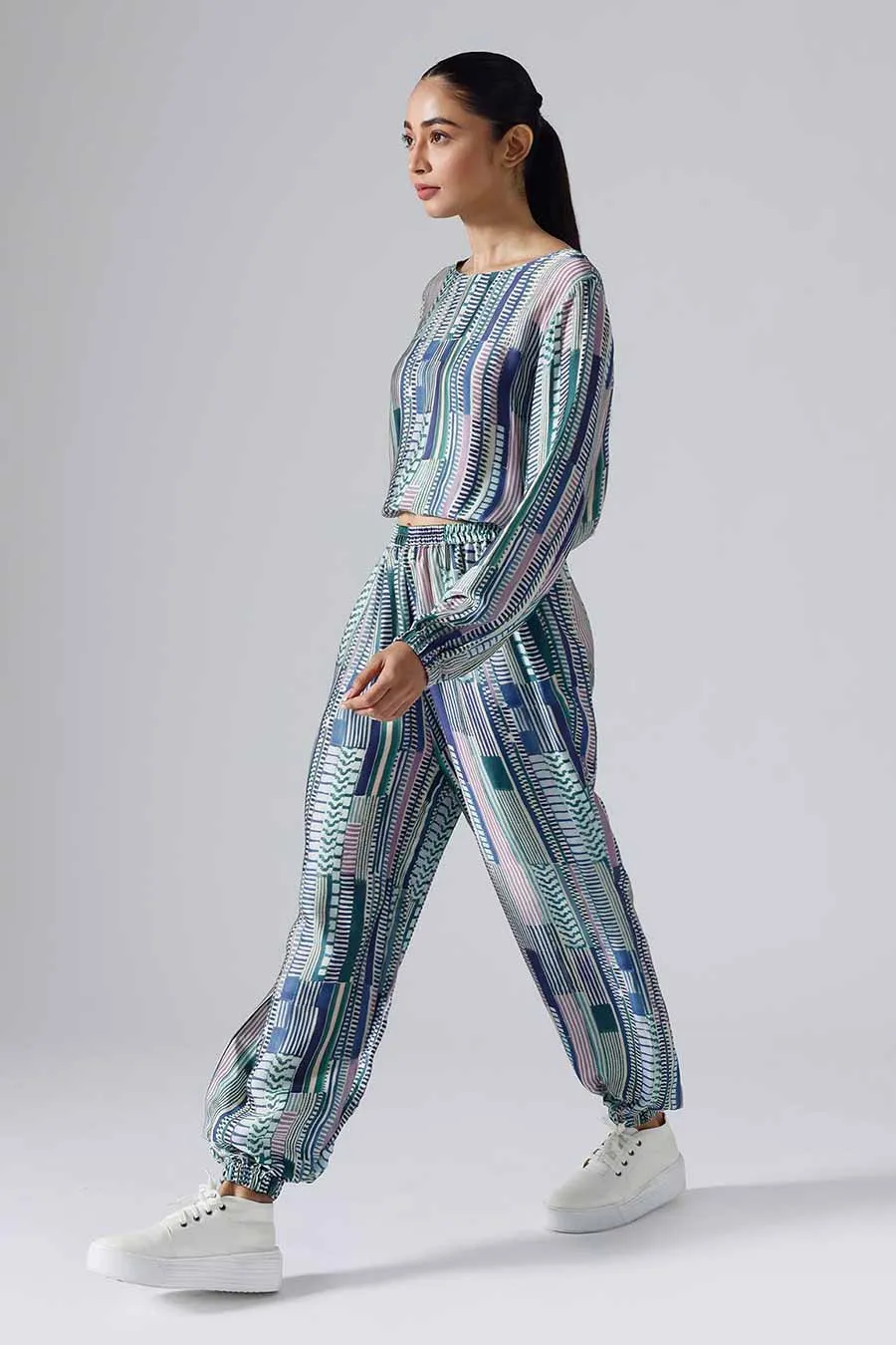 Blue Printed Geometric Joggers Set