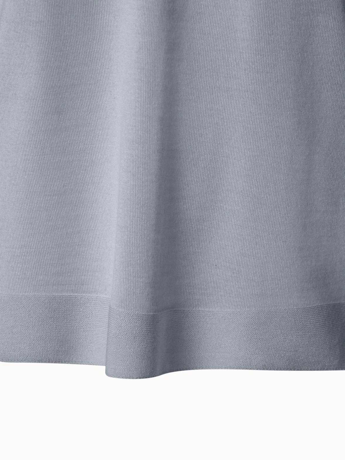 Cashmere Silk Fine Gauge V-neck Knit