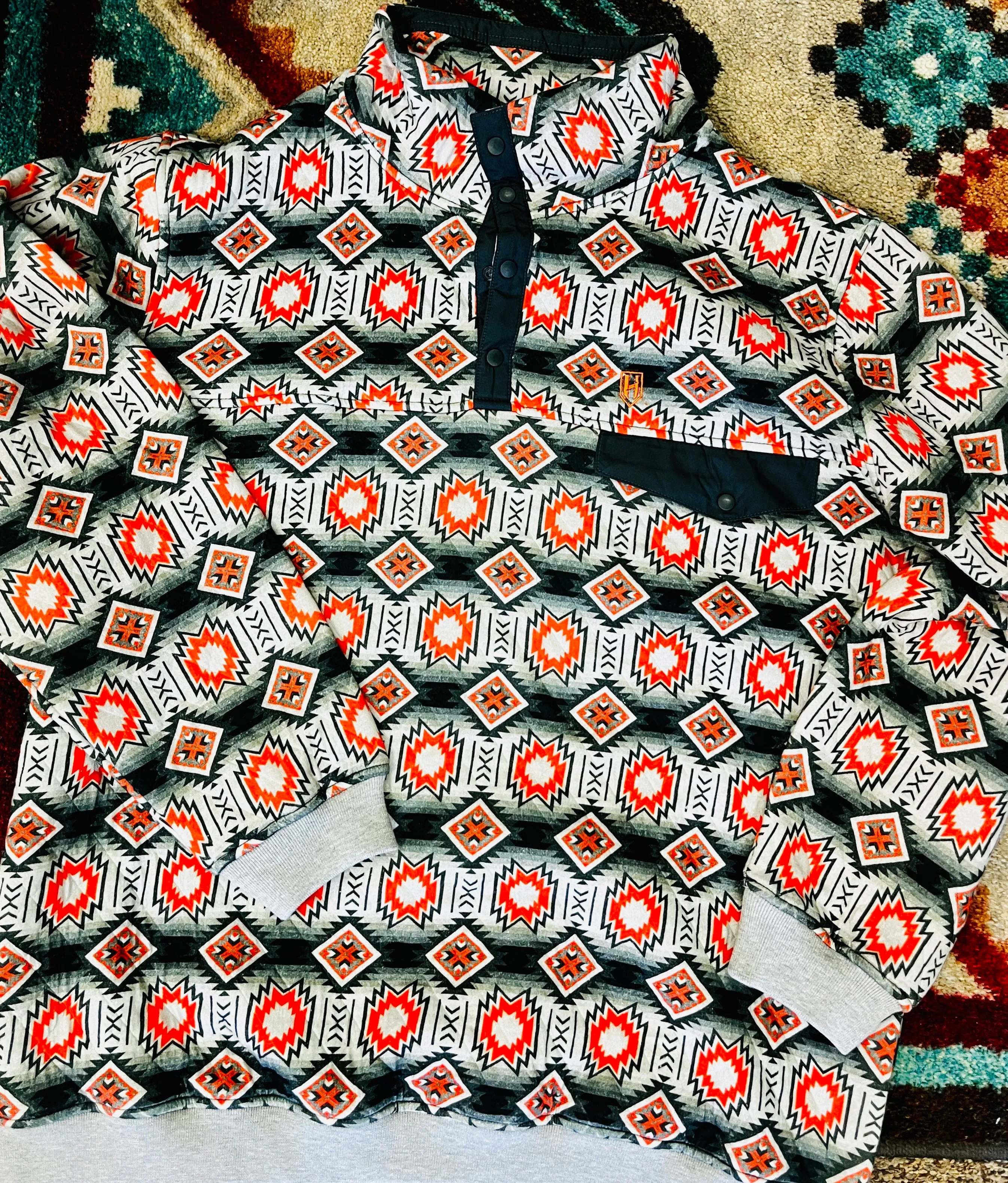 Heybo Hermitage Snap Pullover