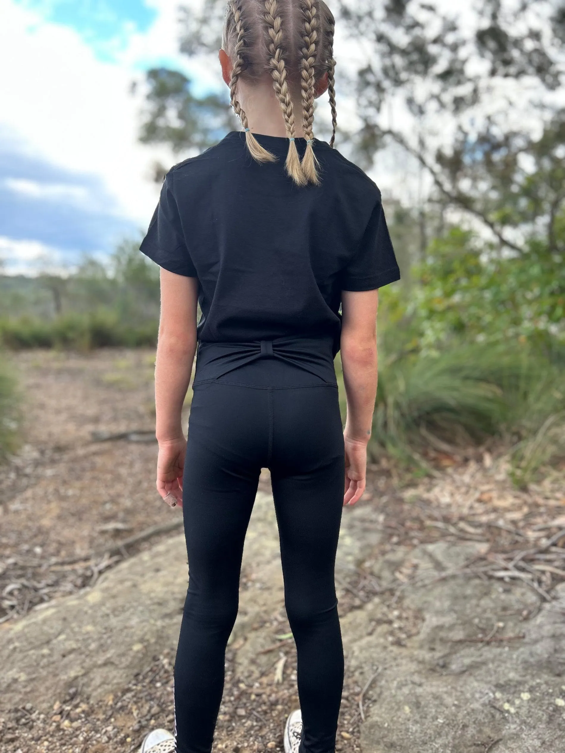 High Waist Bow Back Leggings - Black
