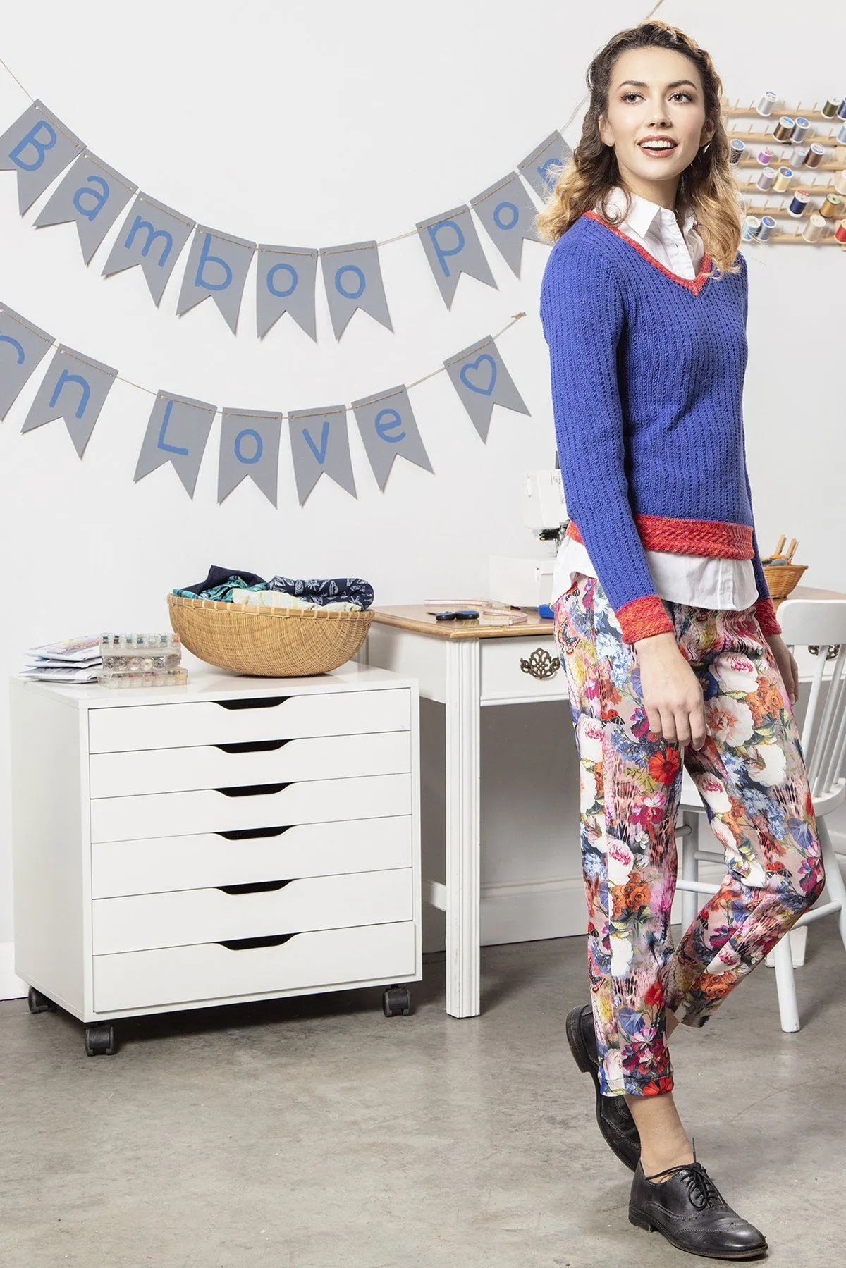 No. 5 V-Neck Pullover