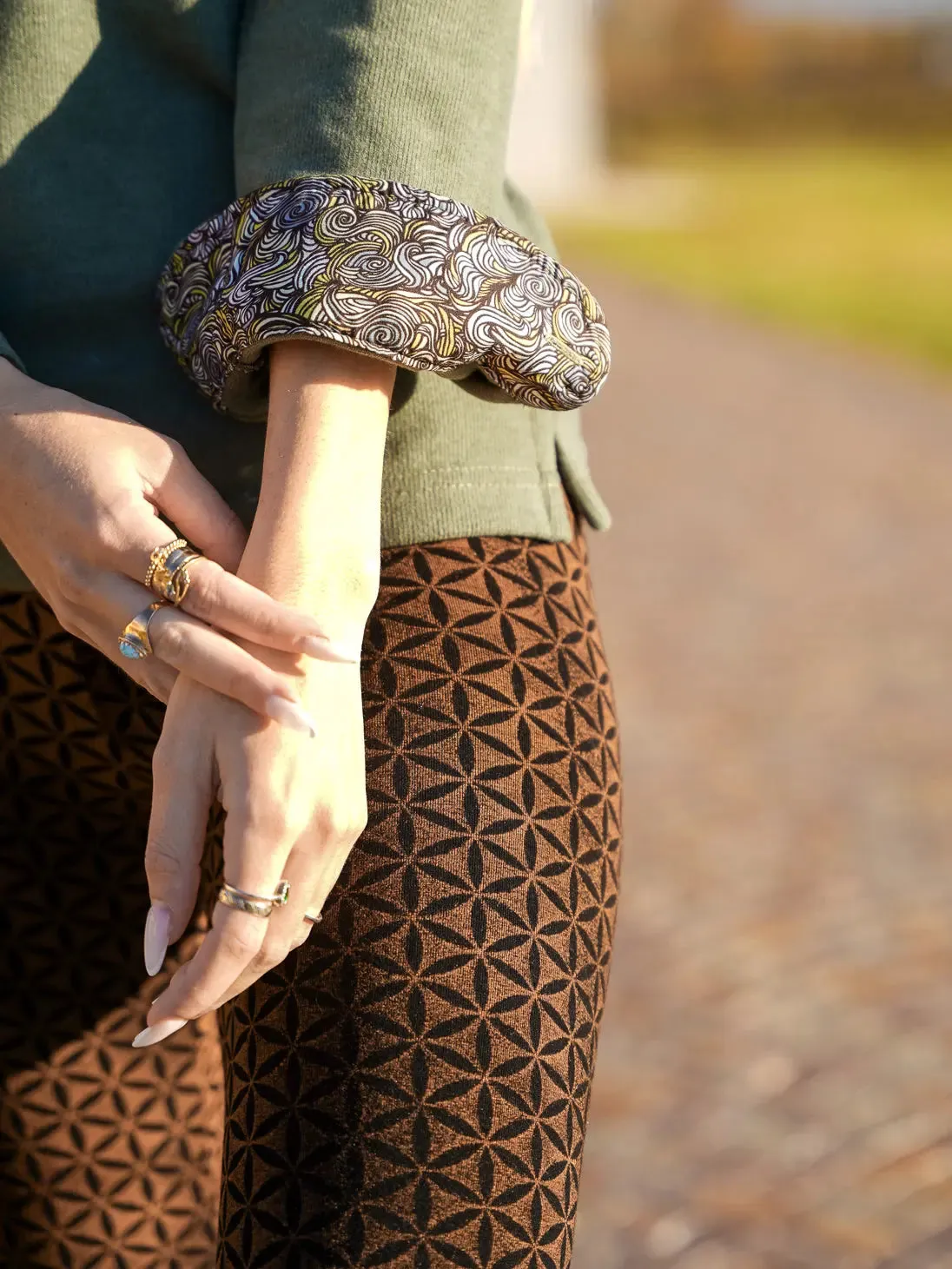 Pantaloni Leggings Siddhi donna modellanti - Fiore della vita marrone