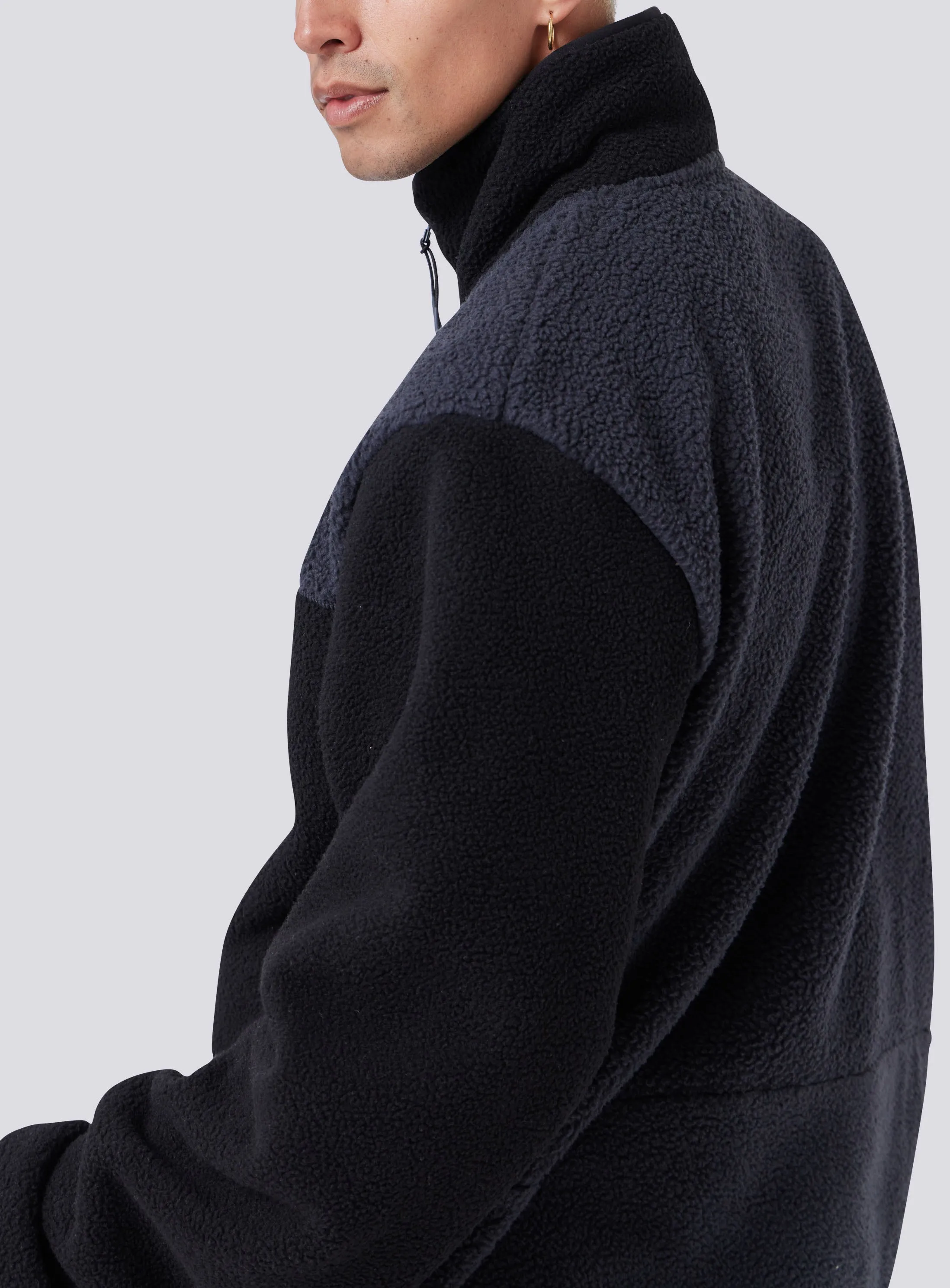 Polar Jacket Black