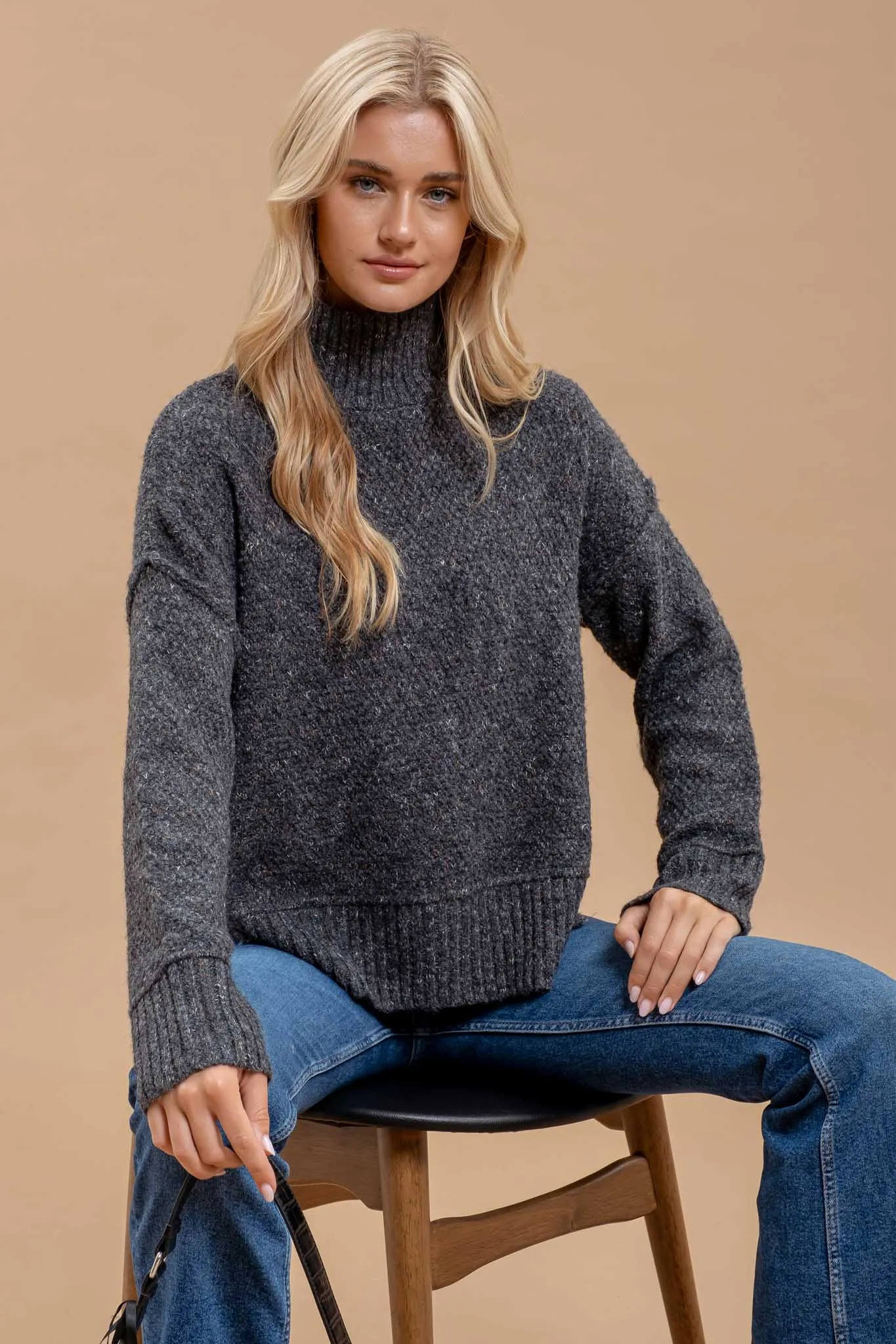 WOOL BLEND TURTLENECK LONG SLEEVE SWEATER