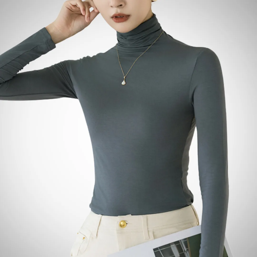 Zeferina Chic Turtleneck